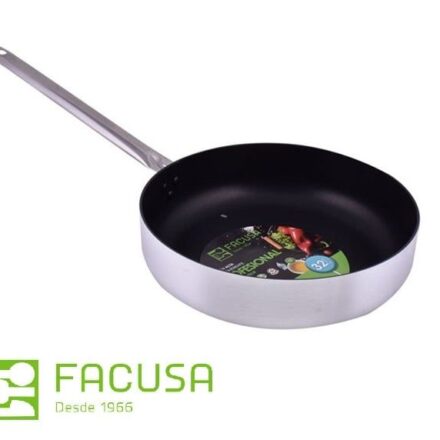 Sarten Profesional Facusa 32 cm con Antihaderente